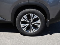 Moonroof, Apple CarPlay, Android Auto, Heated Seats, Heated Steering Wheel! Generous cargo space and... (image 7)