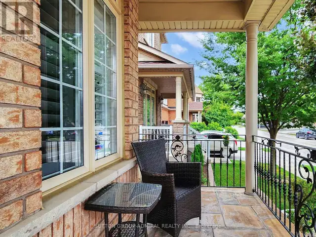 155 VELLORE AVENUE Vaughan (Vellore Village), Ontario63005671982081122