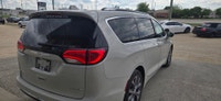 ONE OWNER, NO ACCIDENTS, LOADED LOADED LIMITED MODEL. Engine: V6 Cylinder Engine 3.6L L/100Km City:... (image 5)