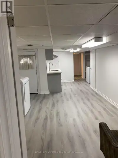 BASEMENT - 1067 DOVERCOURT ROAD Toronto (Dovercourt-Wallace Emer