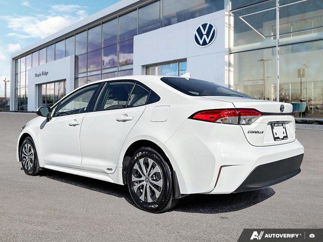 2025 Toyota Corolla Hybrid LE | AWD | Heated Seats | in Cars & Trucks in Tricities/Pitt/Maple - Image 3