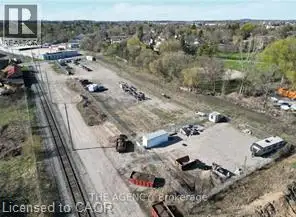 FOR SUB-LEASE - RARE OFFERING! Find yourself a gated 70ftx100ft (7000sqf) lot zoned M3! 24/7 access....
