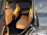 NAVIGATION SYSTEM, HEATED FRONT SEATS, HEATED REAR SEATS, ADAPTIVE SUSPENSION, REMOTE ENGINE START E... (image 9)