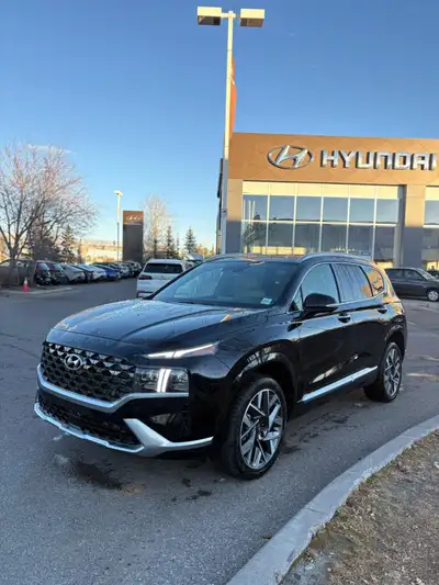 Heated Front Seats, Heated Rear Seats, Backup Camera, Apple Carplay/Android Auto, Heated Steering Wh...