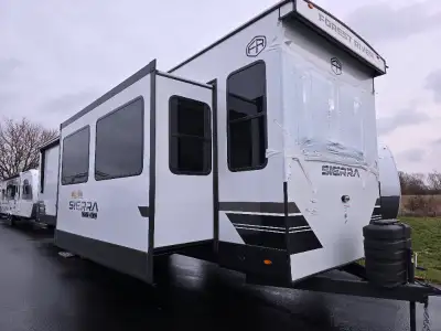 ** ON SALE NOW SAVE $15,000!!**New 2025 Sierra/Sandpiper RV 388JW Great couples floor plan with fron...
