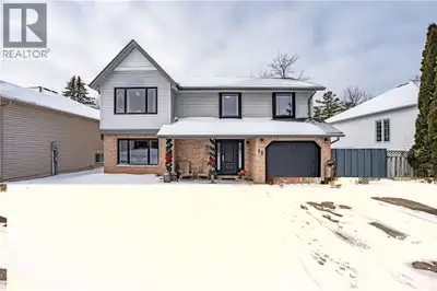 Tons of natural light, effortless indoor/outdoor living, and a perfect location for active families—...