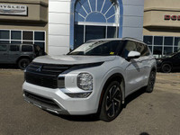 *About This Used Mitsubishi Outlander for sale in Alberta* This Mitsubishi Outlander delivers a Regu... (image 1)