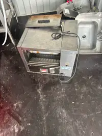 Commercial Bun Toaster