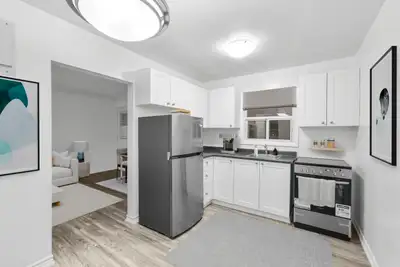 1 Bedroom Available in Brighton | Prince Edward St. & Chapel St.
