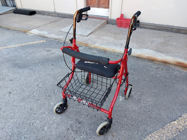 Walker For Sale! Sprite Series Evolution in MINT condition in Other in St. Catharines - Image 2