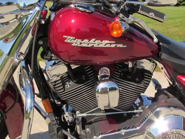 2004 Harley-Davidson FLHRSI Road King Custom in Sport Touring in Leamington - Image 20