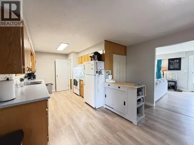1055 N NINTH AVENUE Williams Lake, British Columbia in Houses for Sale in Williams Lake - Image 3