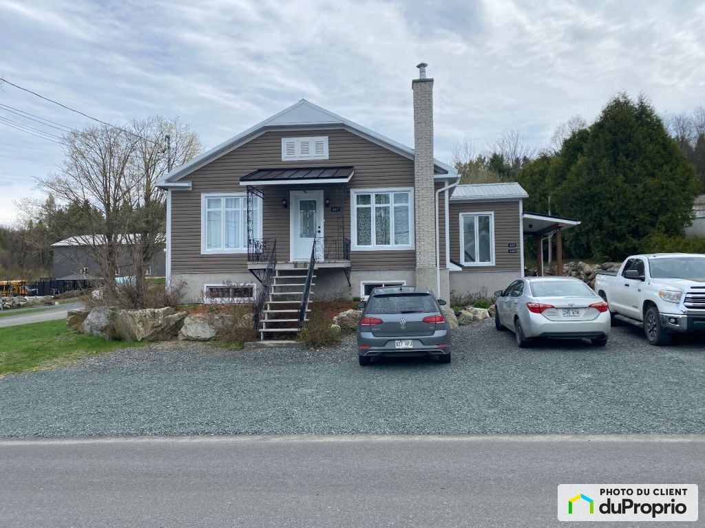 $440,000 - starting at - 2 Storey for sale in St-Malachie — photo 1