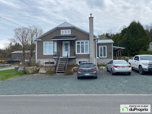 $440,000 - starting at - 2 Storey for sale in St-Malachie — photo 1