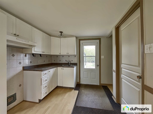 $339,000 - Bungalow for sale in Carignan — photo 2