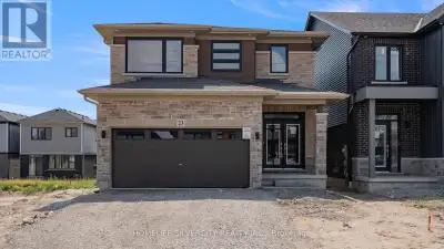 MAIN - 23 HOLDER DRIVE Brantford, Ontario