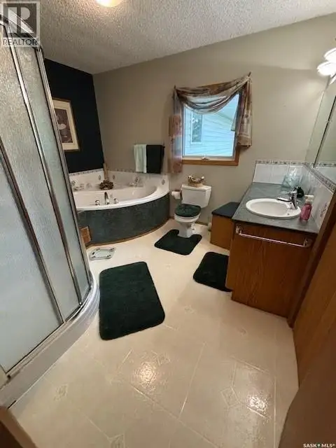 Harris Horse Acreage Harris Rm No. 316, Saskatchewan in Houses for Sale in Saskatoon - Image 15