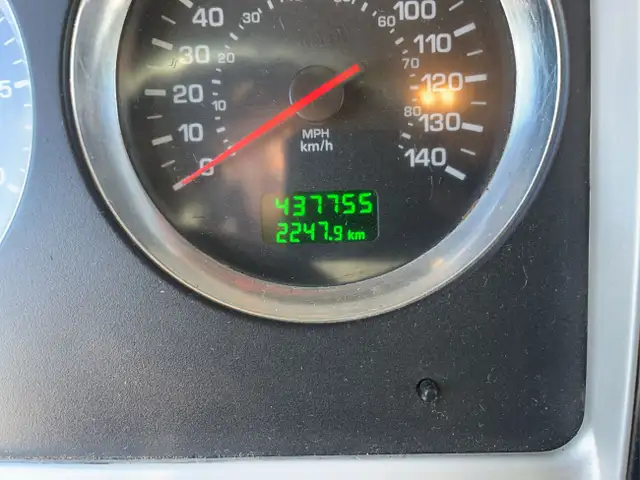 2016 Kenworth T800 in Heavy Trucks in Calgary - Image 24