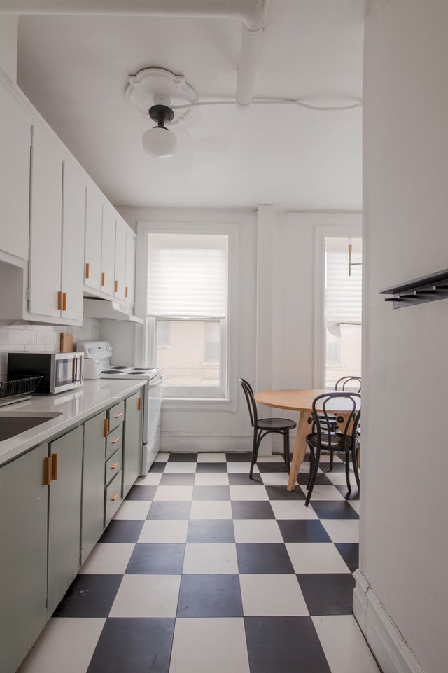 1245 Rue St Marc — photo 3
