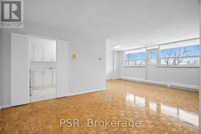 1117 - 105 ROWENA DRIVE Toronto (Parkwoods-Donalda), Ontario