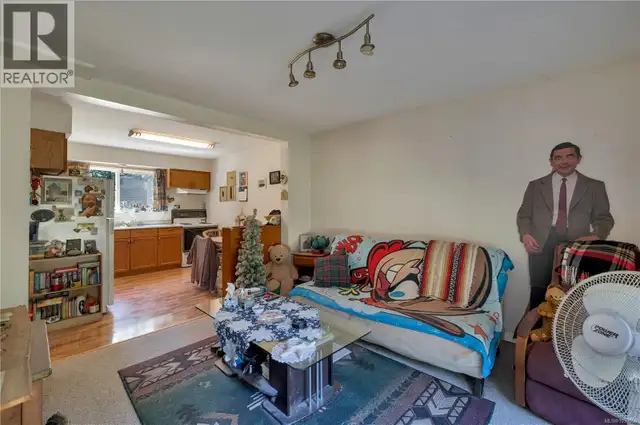 1376 Hooley Rd Quadra Island, British Columbia in Houses for Sale in Campbell River - Image 27