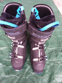 Rossignol Ski Boots 26.5-308mm unisex .downhill ski boots.