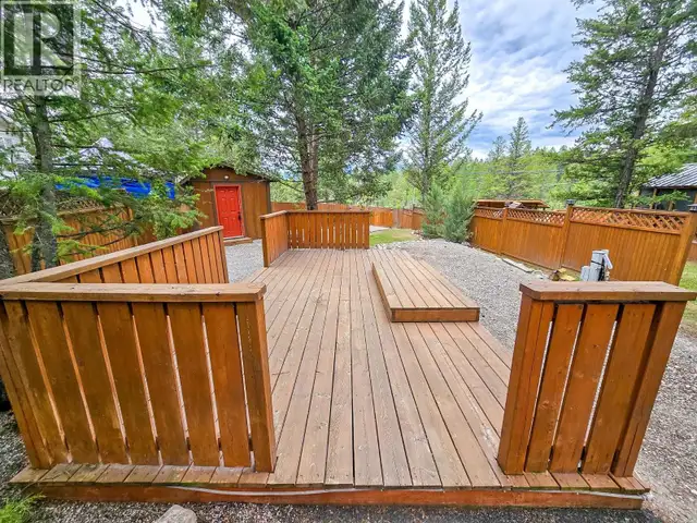 8523 Eacrett Road Lot# 9 Radium Hot Springs, British Columbia in Land for Sale in Cranbrook - Image 3