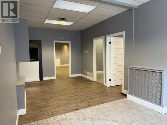 MAIN FLOOR - 656 TALBOT STREET St. Thomas, Ontario in Commercial & Office Space for Rent in London - Image 13