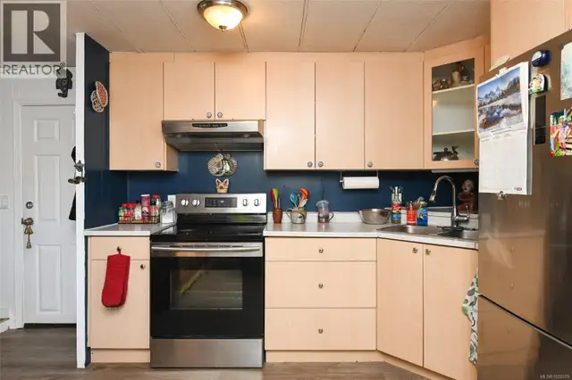 5557 Horne St Union Bay, British Columbia in Houses for Sale in Comox / Courtenay / Cumberland - Image 9