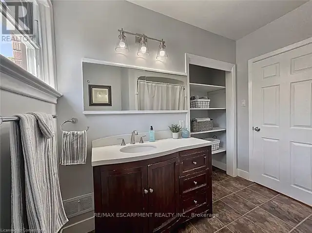 31 MASTERSON AVENUE St. Catharines (Glendale/Glenridge), Ontario in Houses for Sale in St. Catharines - Image 19