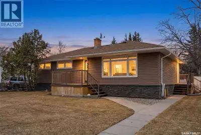 Move in, unpack. That's all that's left for you to do at 504 11 St NE with an updated interior(appli...