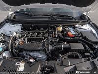WAS: $40530 NOW: $36988 plus taxes and licensing feesTHIS IS A BRAND NEW 2025 ACCORD SE!! JUST LISTE... (image 5)