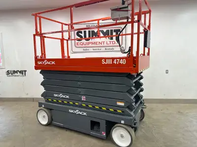 40 ft platform height covers tall interior work in a single setup. Fully refurbished with current st...