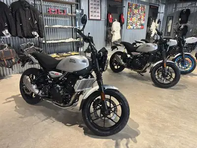 As per our “no hold policy” our inventory can vary from what is advertised. Please call us to confir...