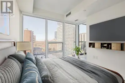 806 - 223 REDPATH AVENUE Toronto (Mount Pleasant West), Ontario