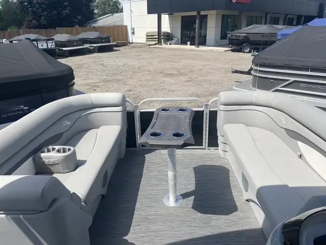 2023 Bennington Marine 20 SVSR in Powerboats & Motorboats in Guelph - Image 12