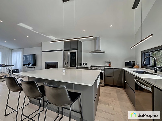 $950,000 - Intergenerational in Drummondville (St-Nicéphore) — photo 2