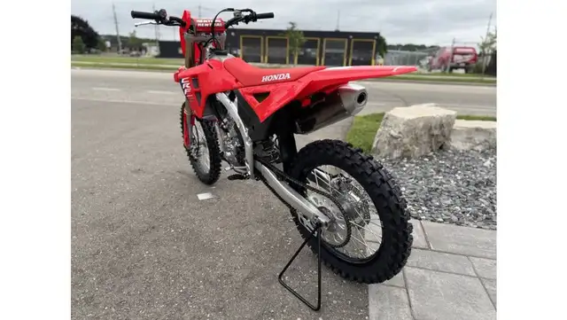 2026 Honda CRF250R in Dirt Bikes & Motocross in Kitchener / Waterloo - Image 9