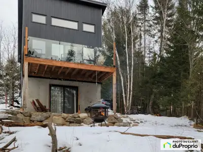 Maison chalet bord de l'eau, moderne construction 2022 -2 chambres + une mezzanine avec lit, 1 salle...