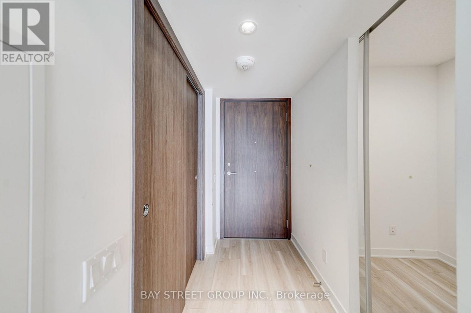2612 - 17 BATHURST STREET Toronto (Waterfront Communities), Onta 5