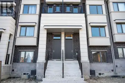 142 LANDSBRIDGE STREET Caledon (Bolton East), Ontario