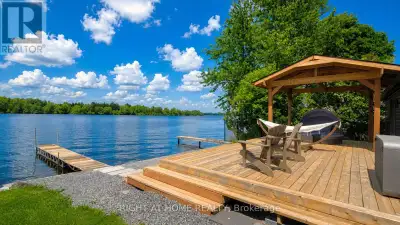 Rideau River waterfront living just minutes from Kemptville and only 35 minutes from Downtown Ottawa...
