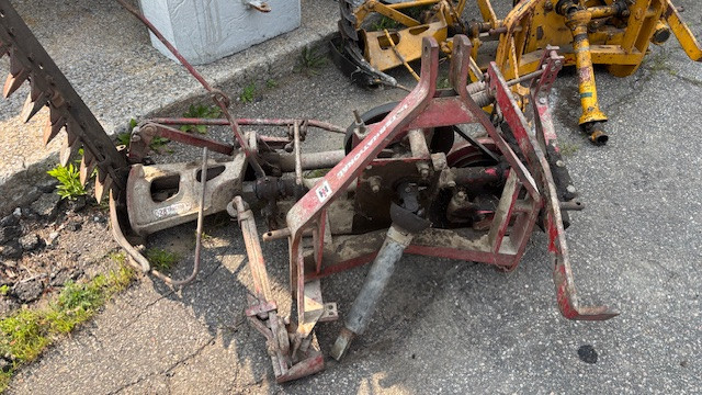faucheuse, moulin a faucher, mower, débroussailleuse, gazon dans Tondeuses et souffleuses  à Lanaudière - Image 2