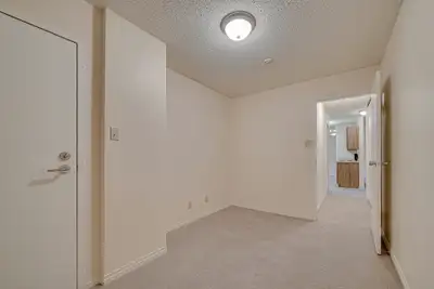 2 Bedroom - Russell Rd.