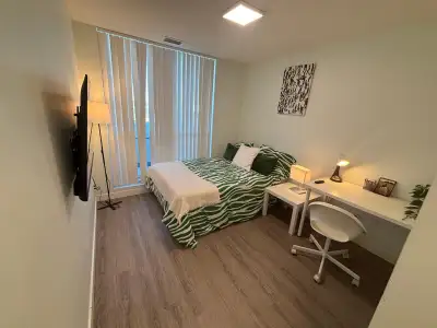 Private Room for Rent – North York Address: 15 Vena Way, Toronto Rent: $1150 Utilities included Move...