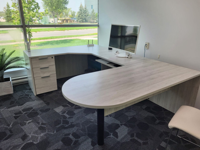 U-shaped Office Desk - Heartwood brand | Desks | Winnipeg | Kijiji