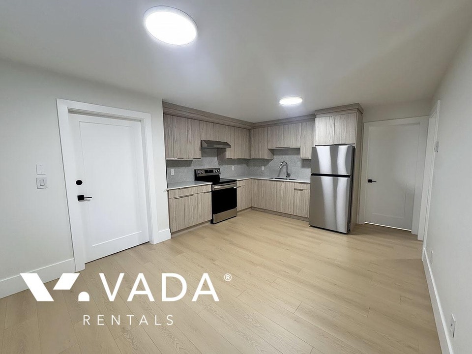Capitol Hill 2 BR Basement Suite Rental 4967 Georgia St Burnaby: 3