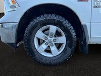 This Ram 1500 Classic is equipped with: Premium Cloth 40/20/40 Bench Seat, Radio: Uconnect 3 w/5 Dis... (image 9)