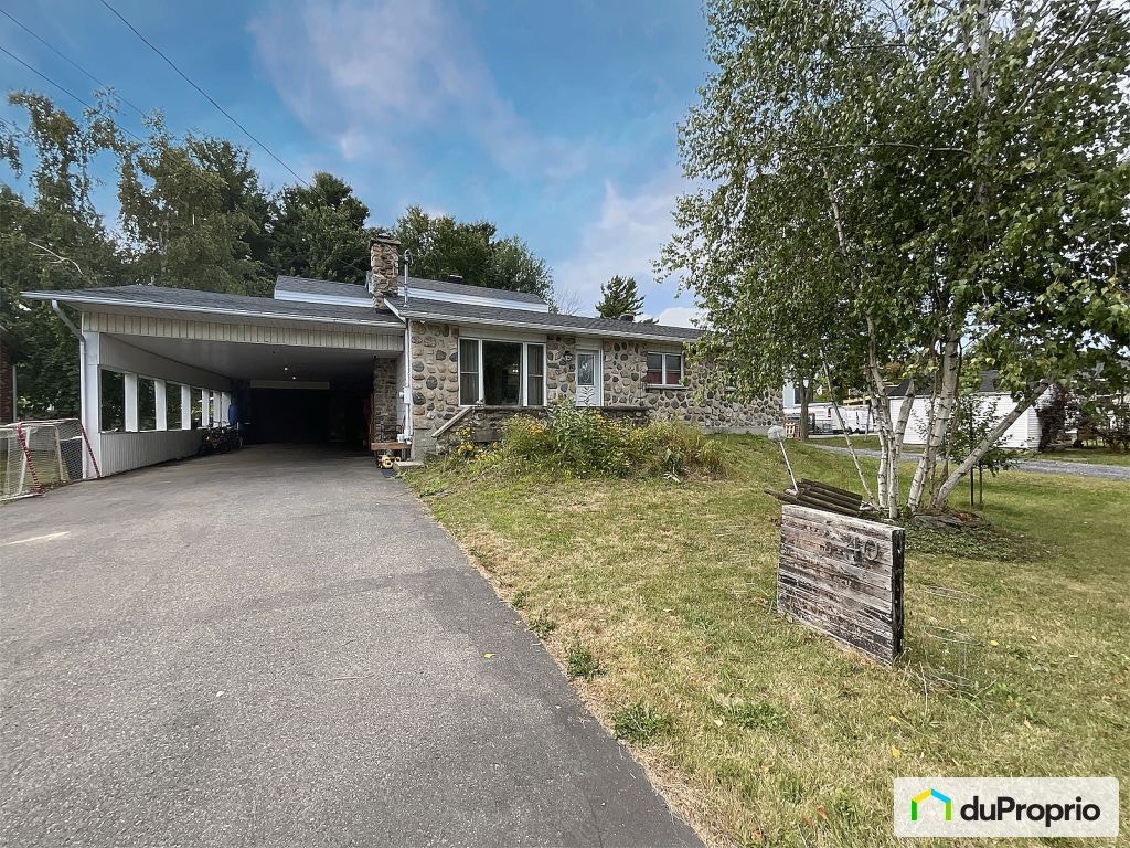$449,000 - Bungalow for sale in Farnham — photo 2