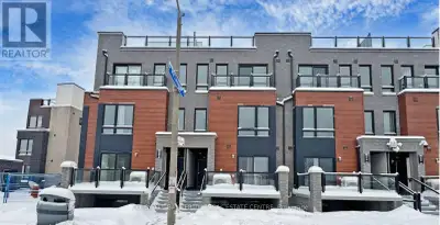 Modern townhome located in the desirable Malvern community at Tapscott Rd and McLevin Ave. This well...